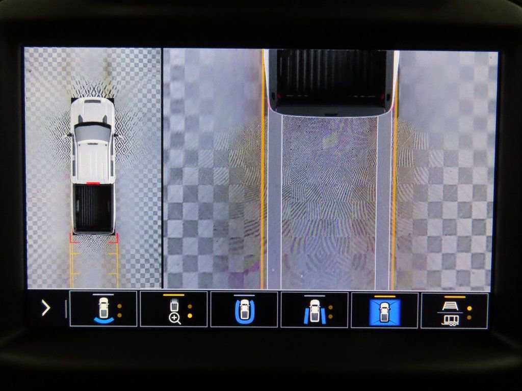 Used 2023 Chevrolet Silverado 3500 High Country w/ Z71 Off-Road Package image 17