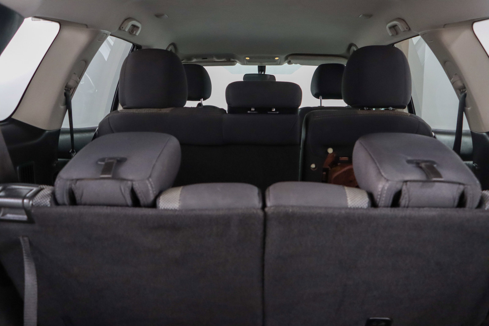 Used 2019 Nissan Pathfinder S image 29