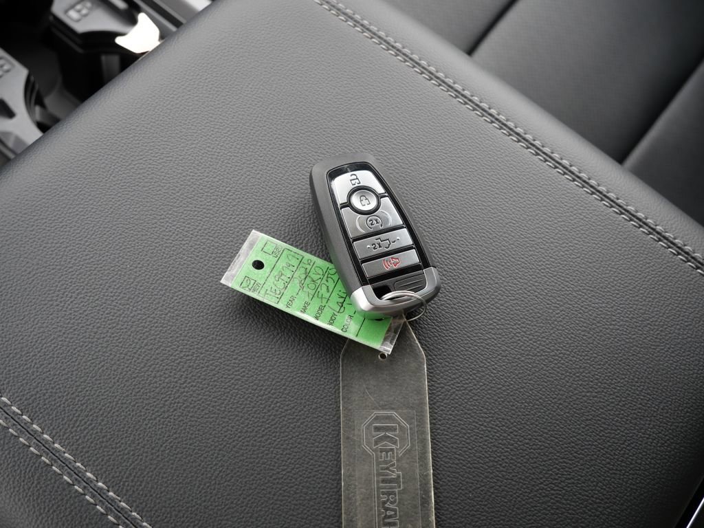 New 2026 Ford F250 Lariat image 26