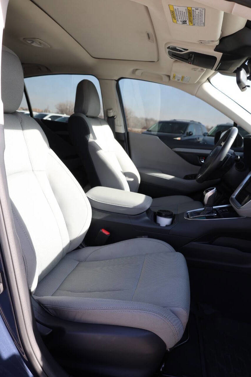 Used 2025 Subaru Legacy Premium AWD/4WD image 15