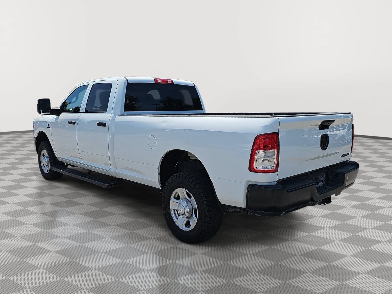 Used 2023 RAM 2500 Tradesman w/ Special Service Vehicle Group AWD/4WD image 6