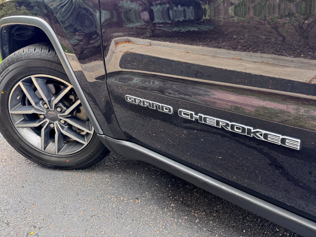 Used 2019 Jeep Grand Cherokee Limited w/ Luxury Group II AWD/4WD image 6