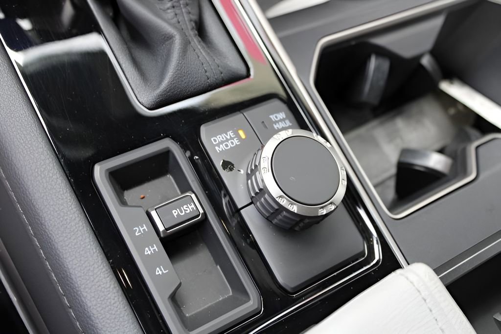 Certified 2025 Toyota Tundra Limited AWD/4WD image 17