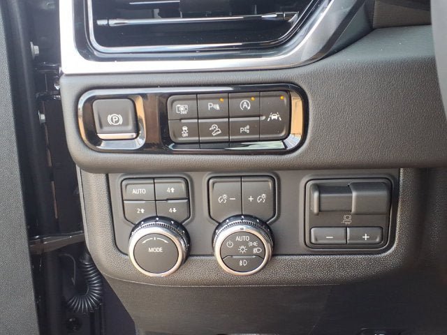 New 2026 GMC Yukon Elevation w/ Elevation Premium Package AWD/4WD image 19