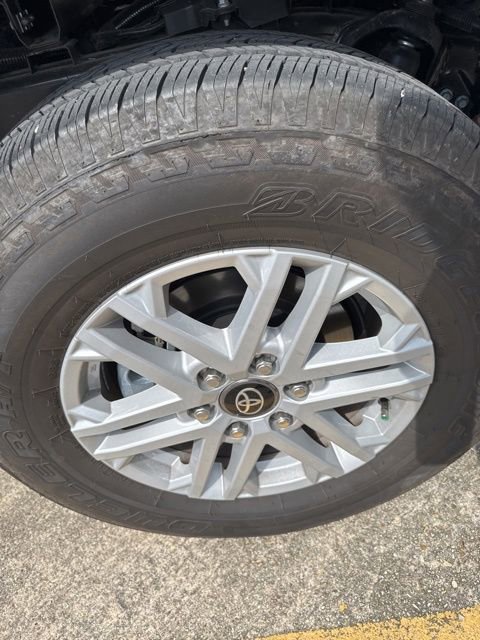 Used 2026 Toyota Tundra SR5 AWD/4WD image 22