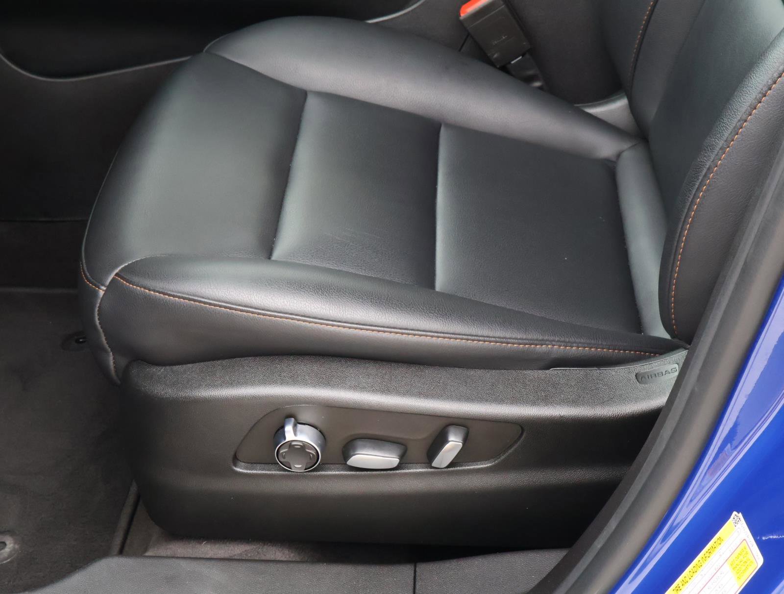 Certified 2023 Cadillac XT4 Sport FWD image 19