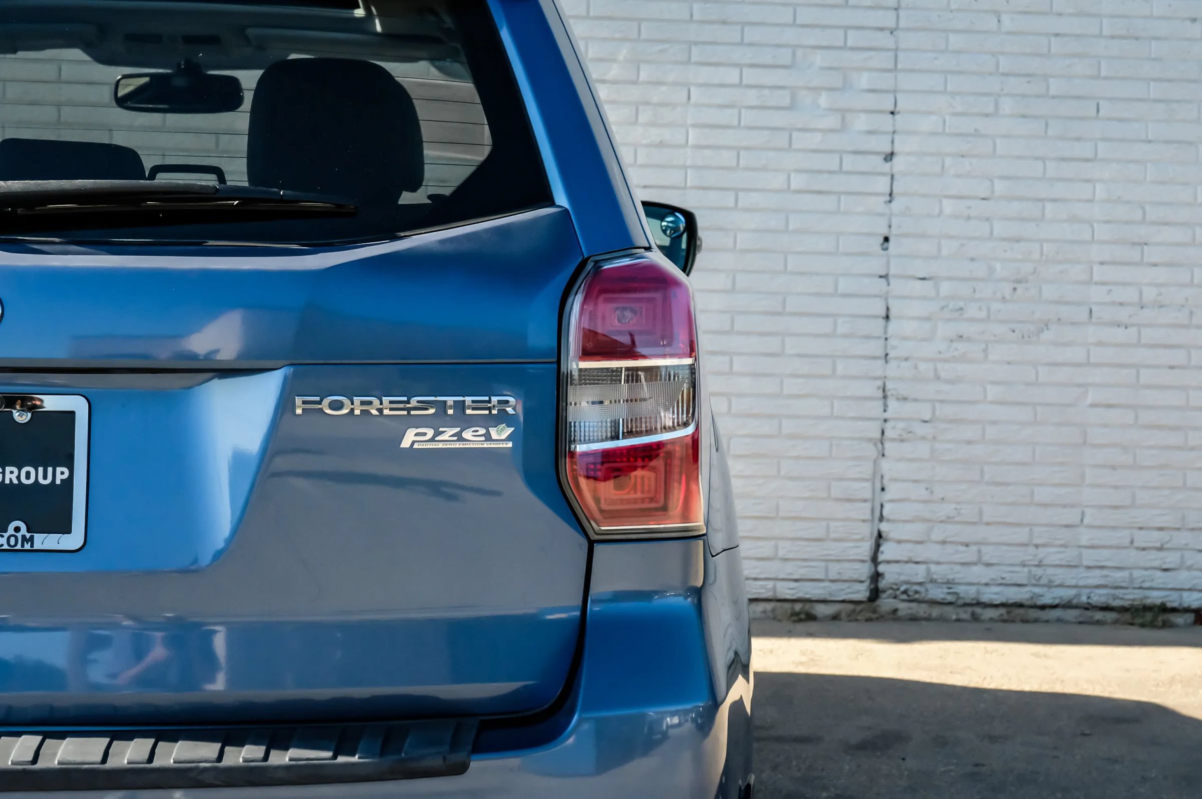 Used 2015 Subaru Forester 2.5i Touring AWD/4WD image 42