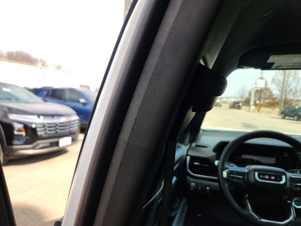 New 2026 GMC Terrain AT4 w/ Convenience Package III AWD/4WD image 22