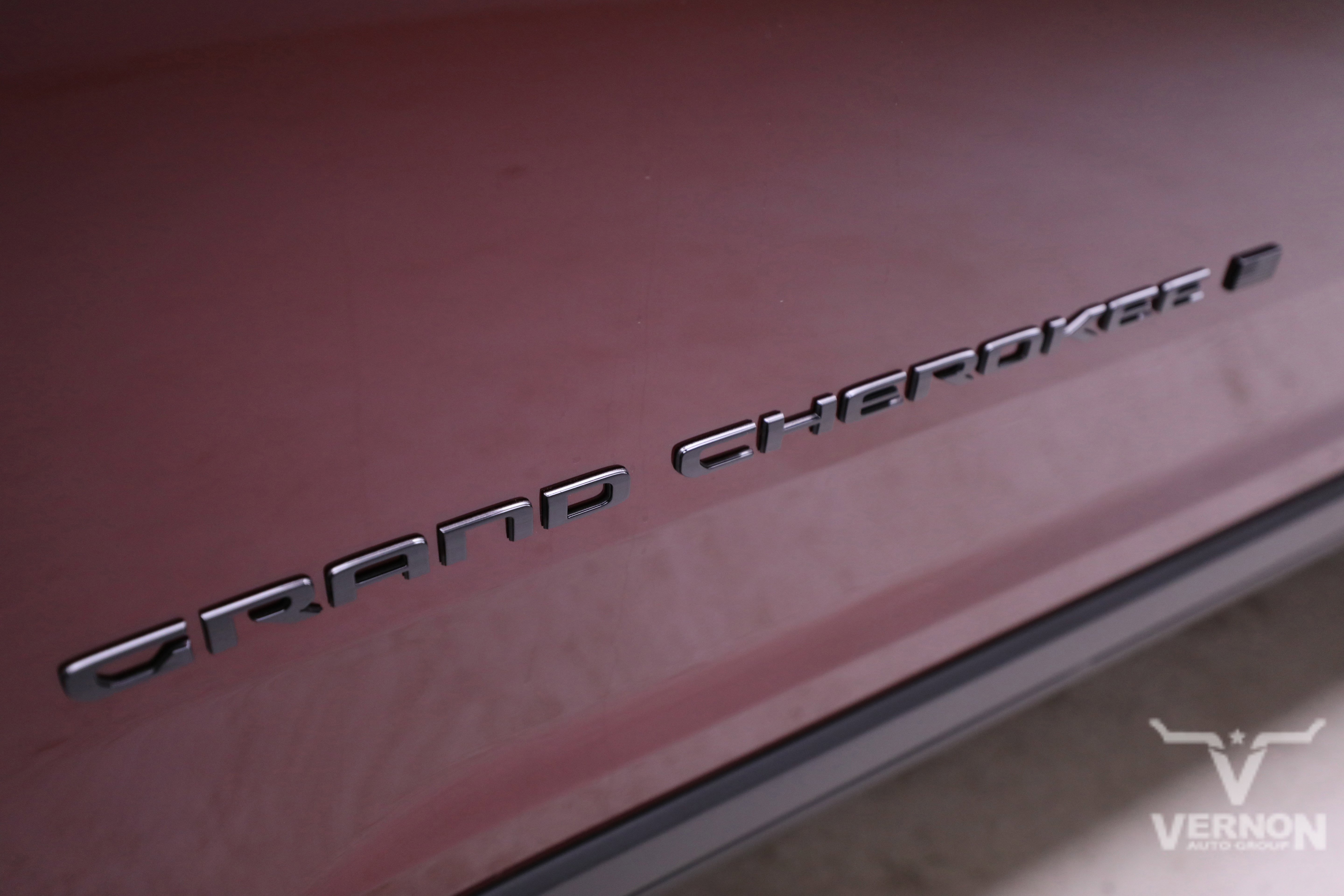 New 2025 Jeep Grand Cherokee L Limited w/ Black Appearance Package image 33