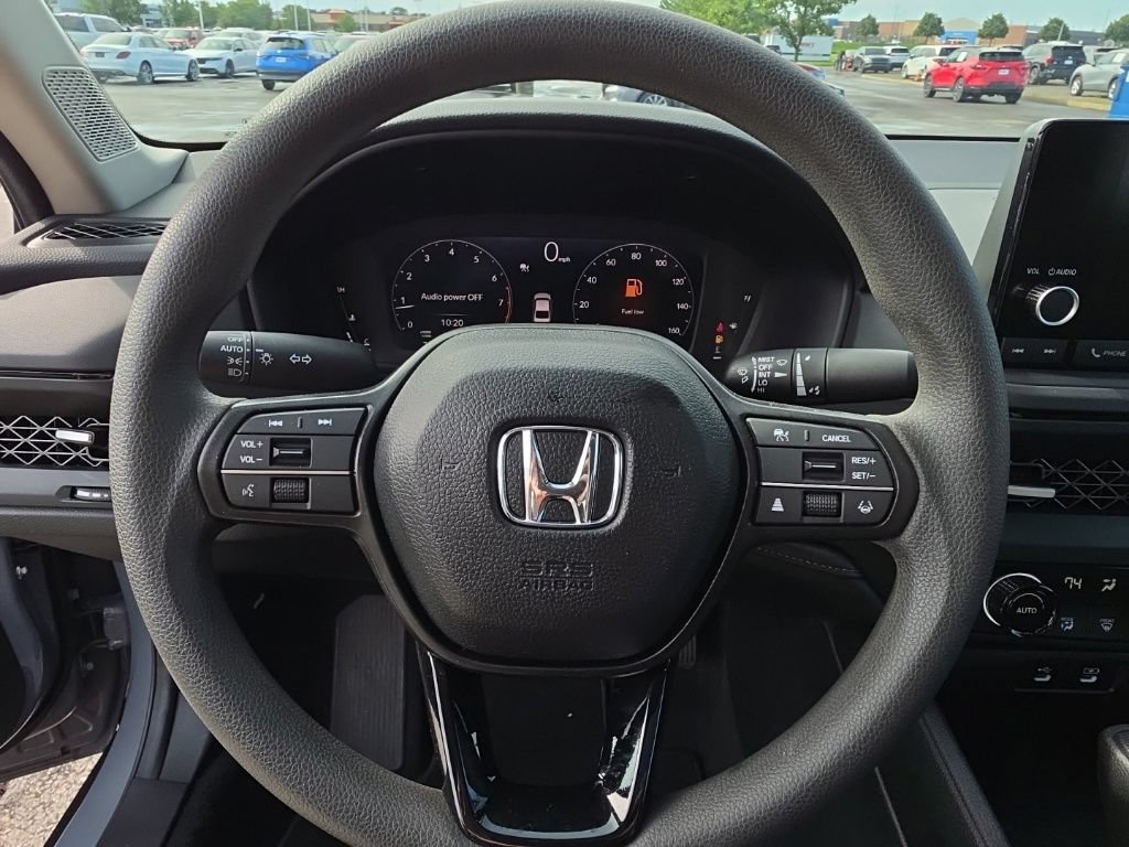 Used 2025 Honda Accord SE image 14