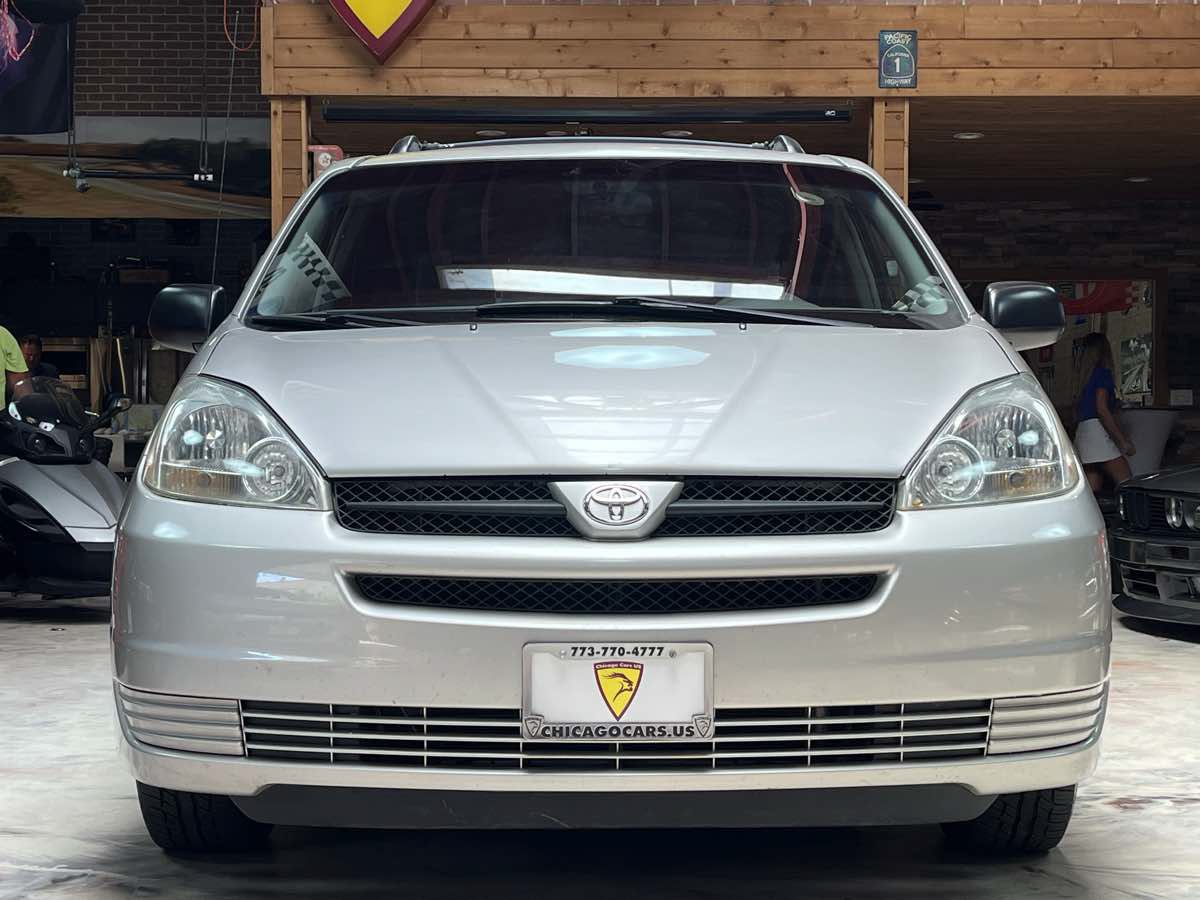 Used 2004 Toyota Sienna LE FWD image 3