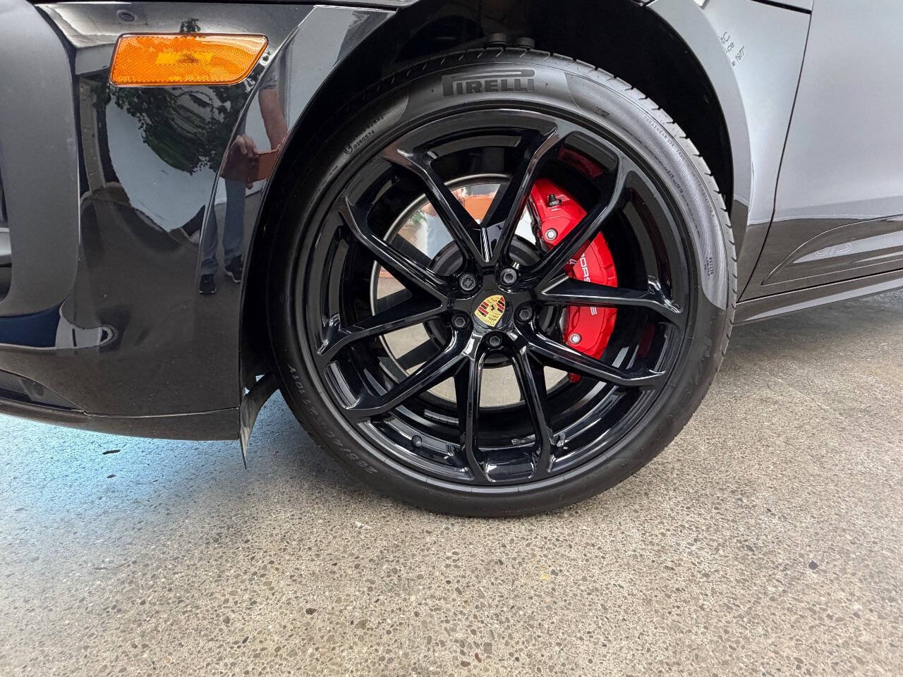 Used 2025 Porsche Macan GTS w/ Premium Package Plus (PU3) AWD/4WD image 48