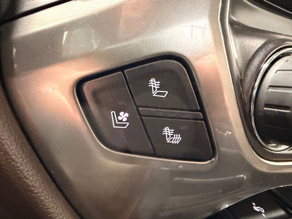 Used 2016 Chevrolet Silverado 1500 LTZ w/ Sport Package image 39