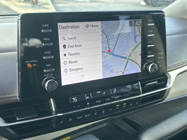 Used 2022 Toyota Sienna Platinum image 14