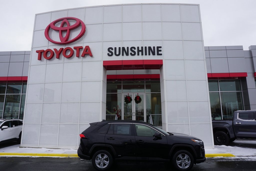 New 2025 Toyota RAV4 LE image 1