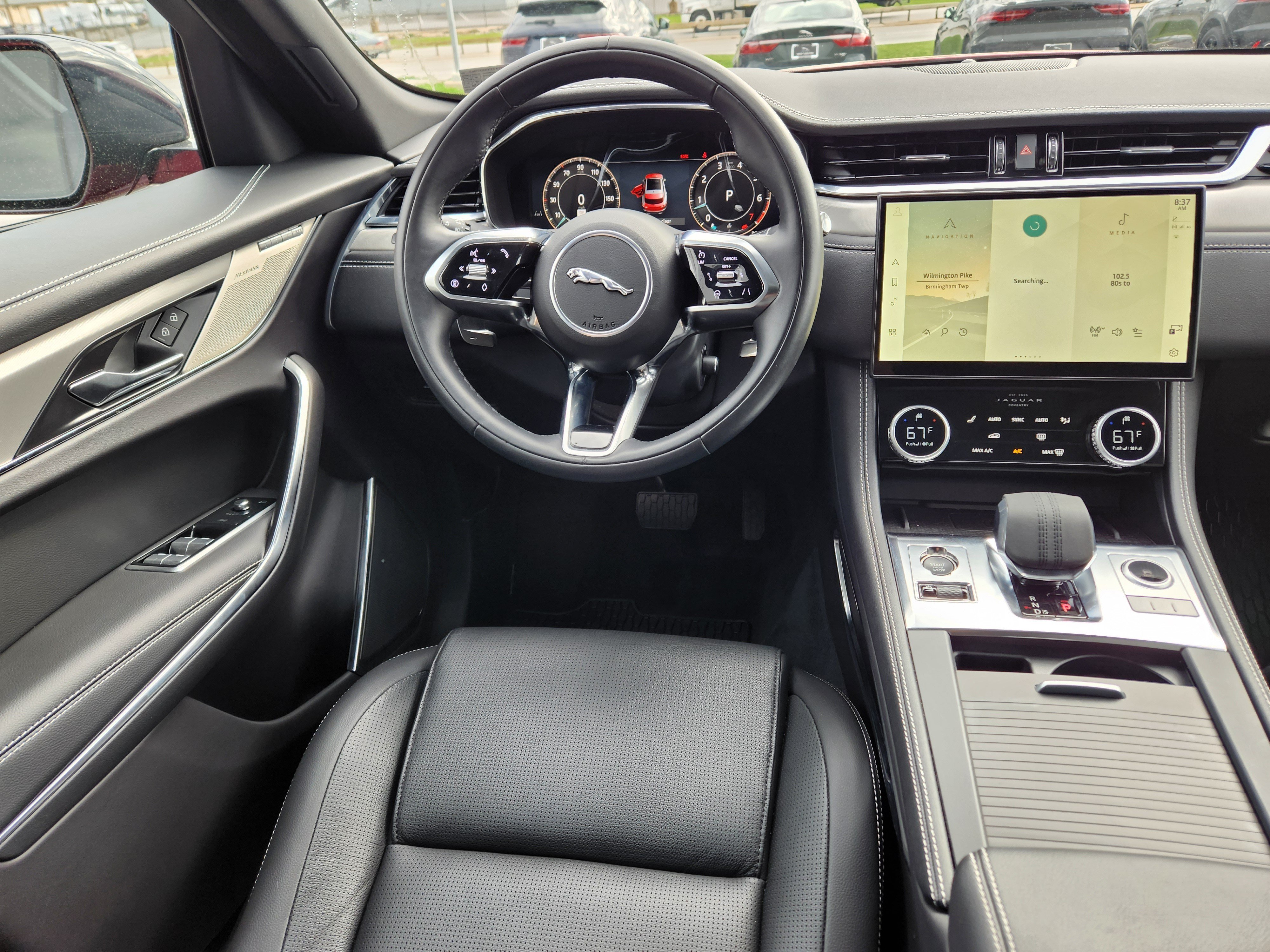 Certified 2025 Jaguar F-PACE R-Dynamic S AWD/4WD image 13