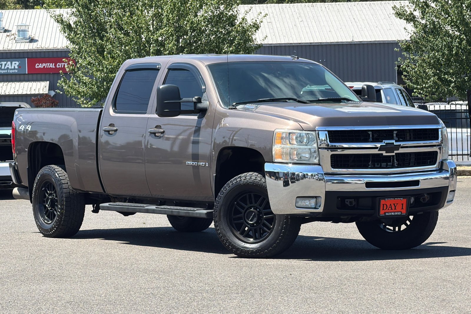 Used 2008 Chevrolet Silverado 2500 LTZ w/ Safety Package AWD/4WD image 2