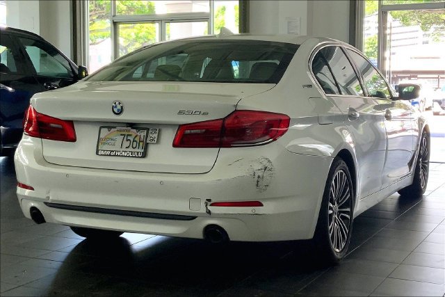Used 2018 BMW 530e RWD image 6