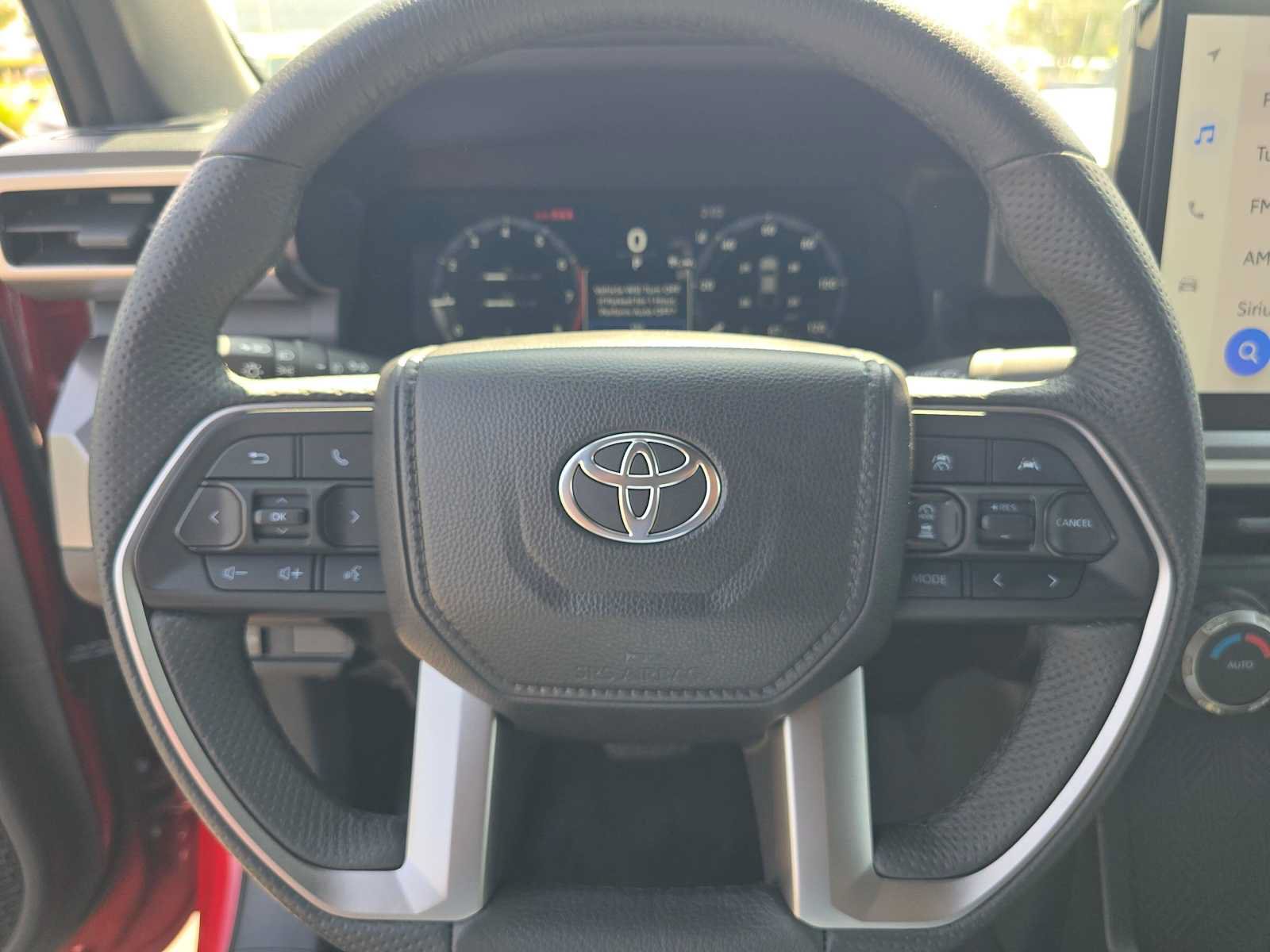 Certified 2025 Toyota Tacoma TRD Off-Road AWD/4WD image 22
