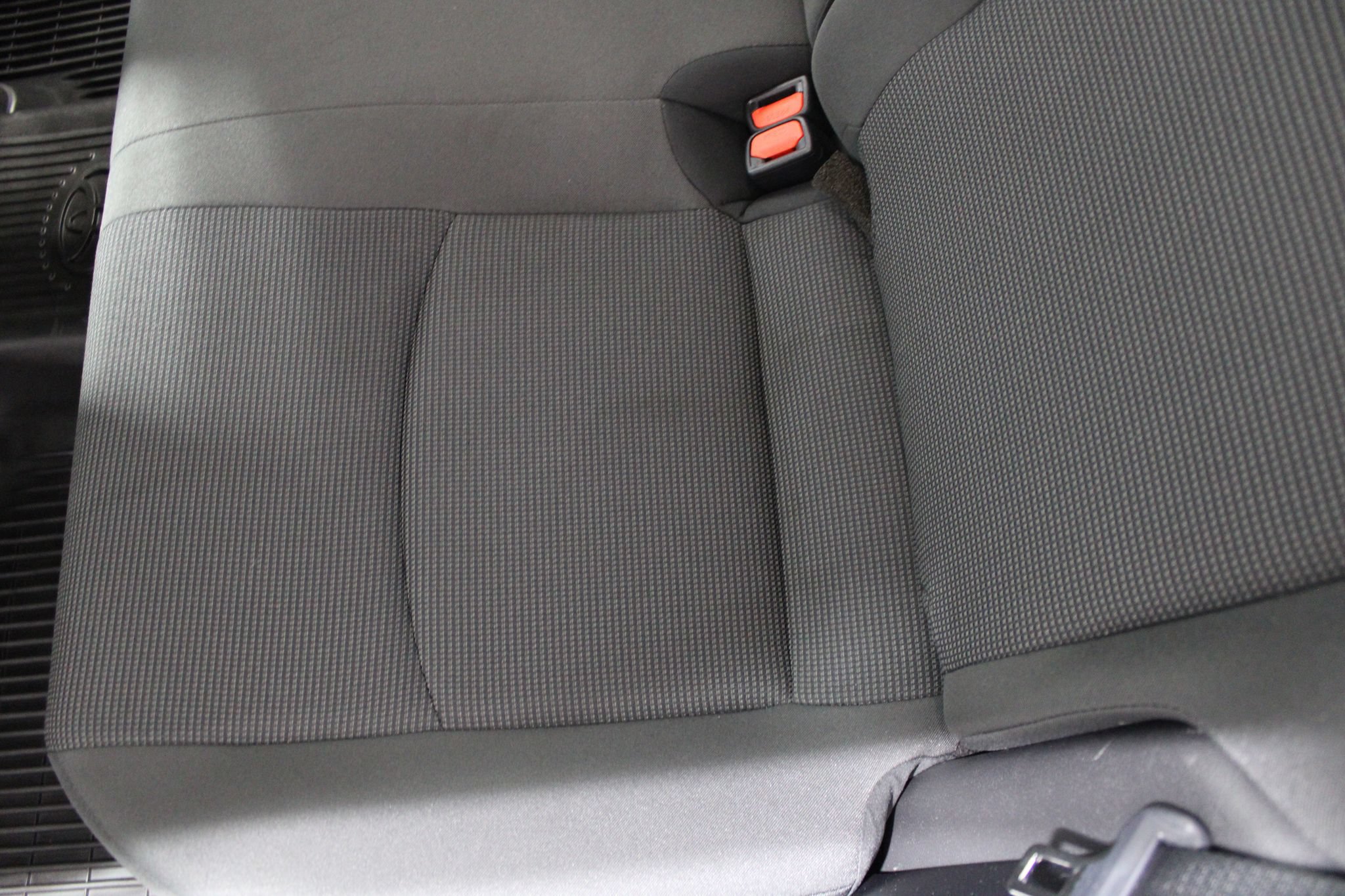 Used 2024 Toyota RAV4 LE AWD/4WD image 17