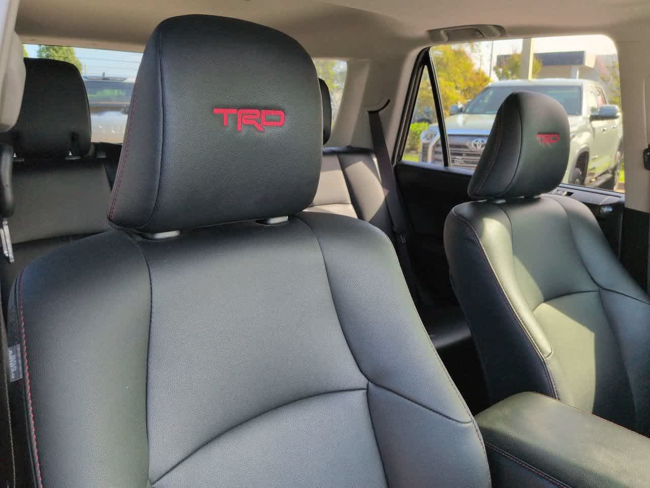 Certified 2023 Toyota 4Runner TRD Off-Road Premium w/ Moonroof Package AWD/4WD image 7