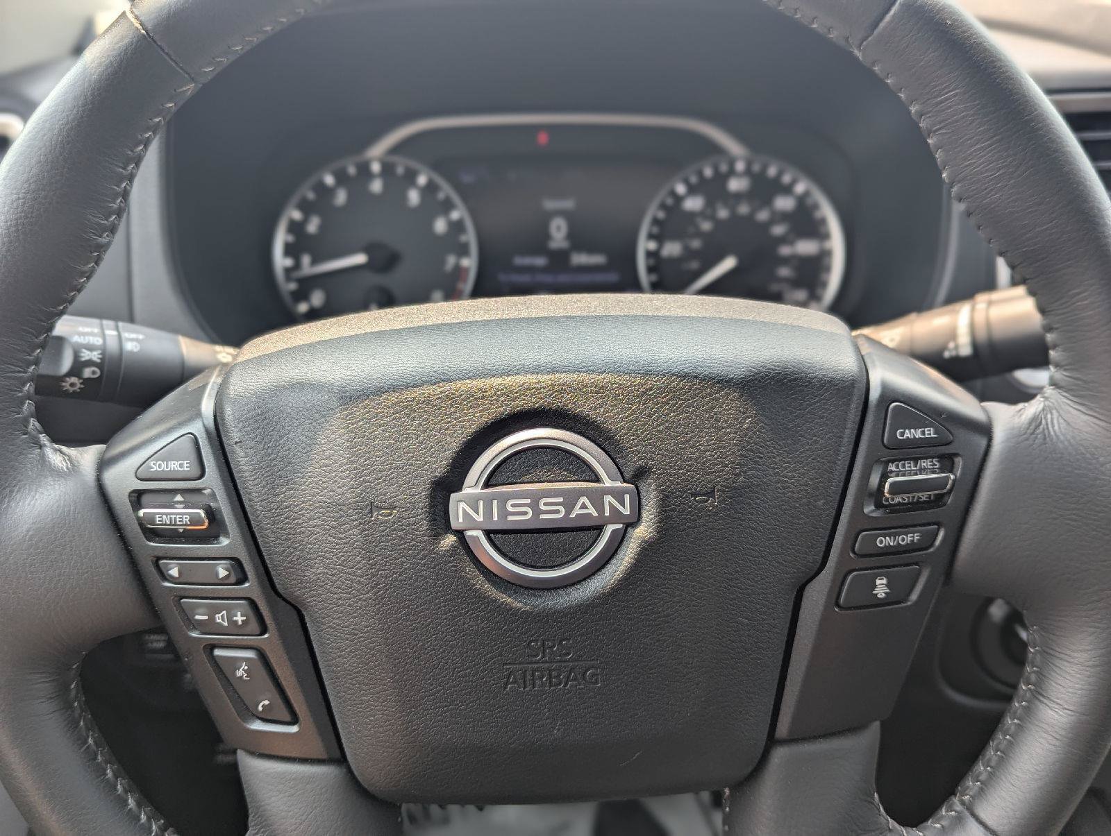 Used 2024 Nissan Frontier SL w/ Technology Package AWD/4WD image 22