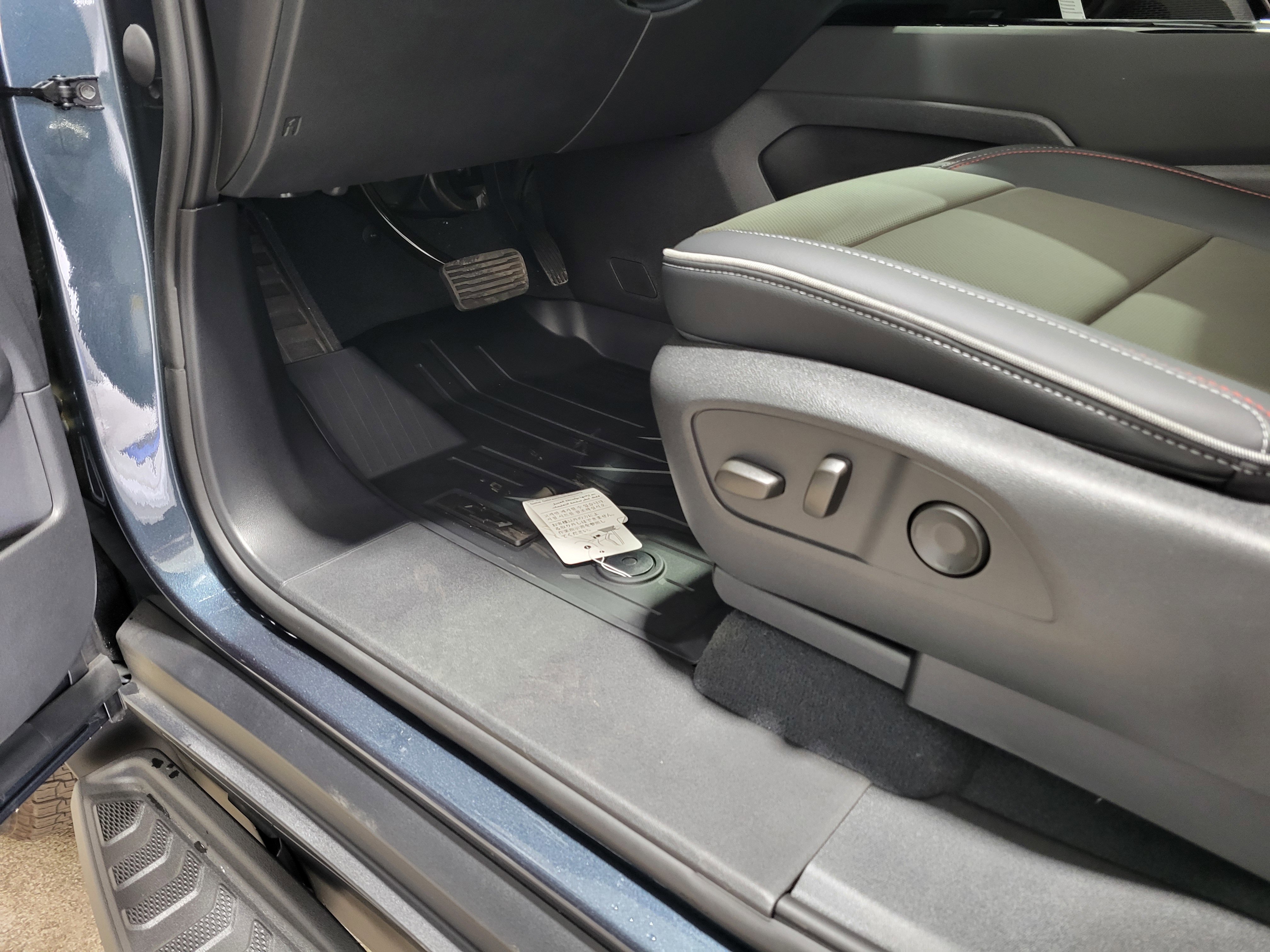 New 2026 Chevrolet Silverado EV Trail Boss image 33