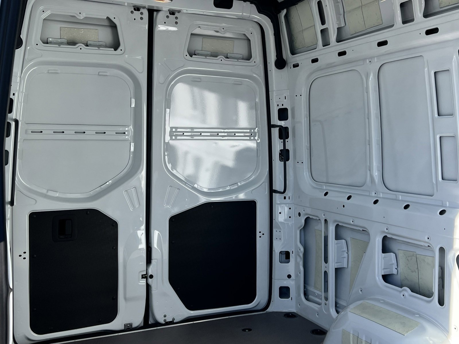 New 2025 Mercedes-Benz Sprinter 2500 image 22