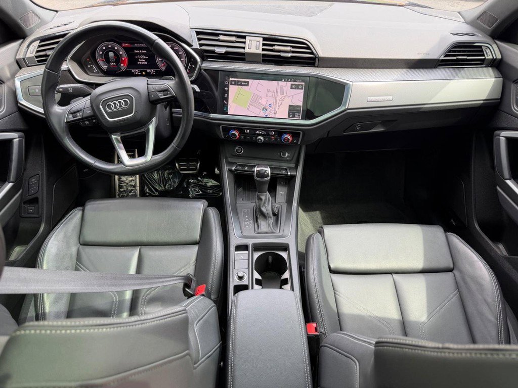 Used 2023 Audi Q3 2.0T Premium Plus w/ Premium Plus Package image 11