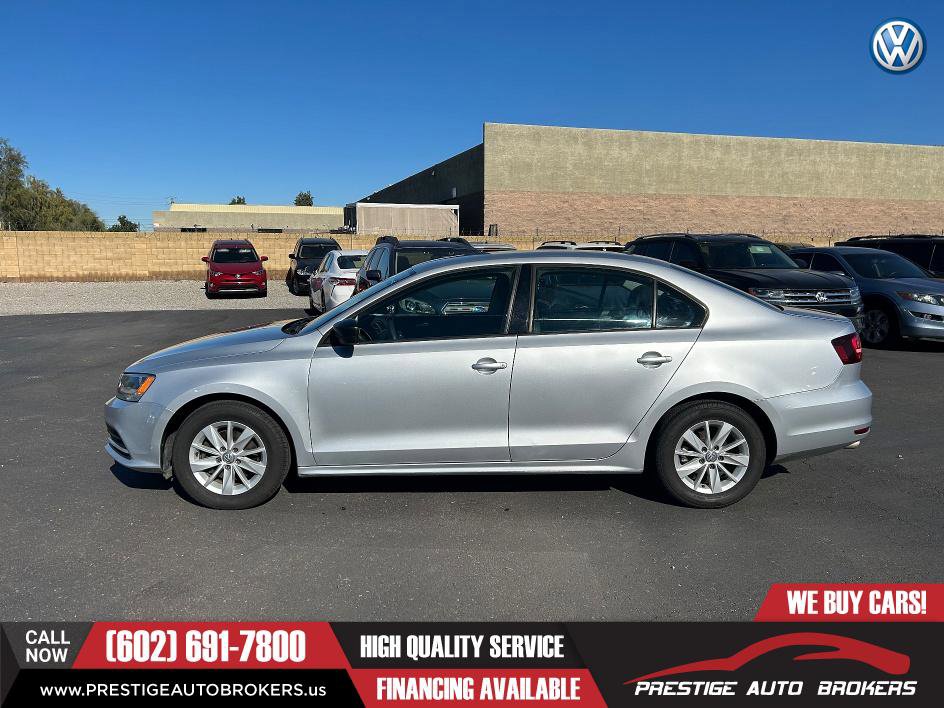 Used 2016 Volkswagen Jetta S image 2