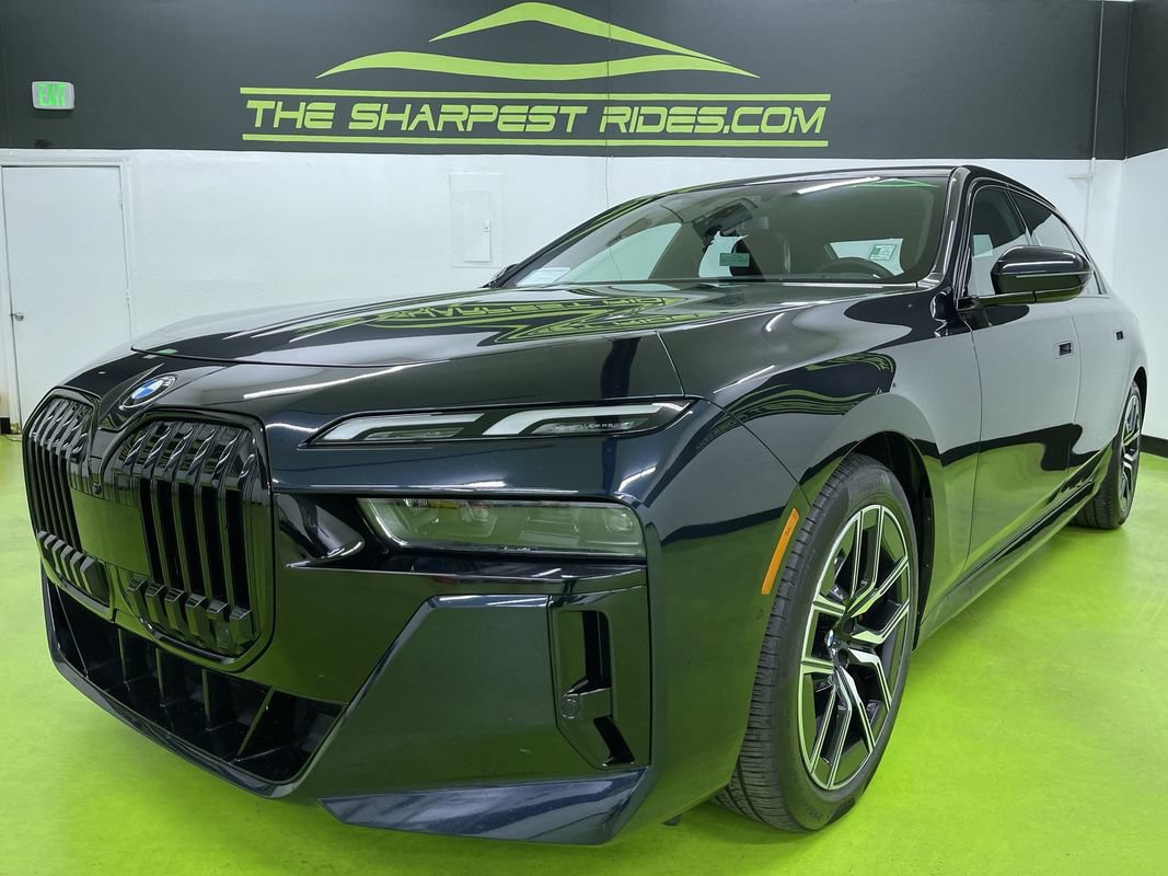 Used 2023 BMW 760i xDrive AWD/4WD image 5