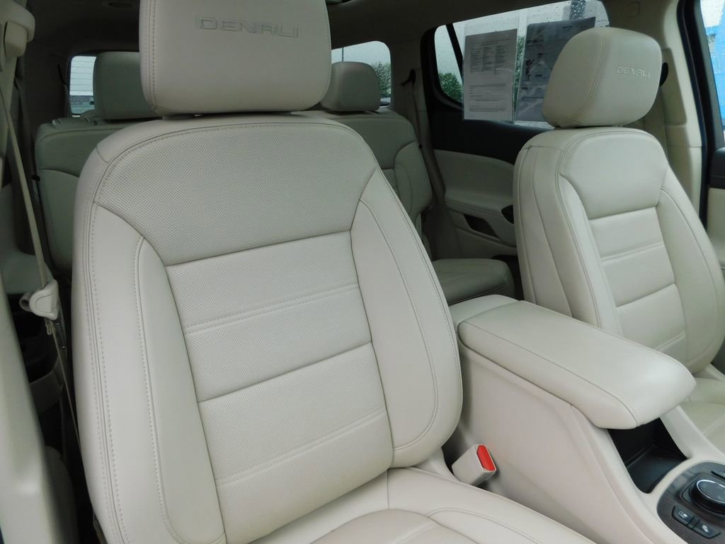 Used 2023 GMC Acadia Denali w/ Denali Technology Package AWD/4WD image 21