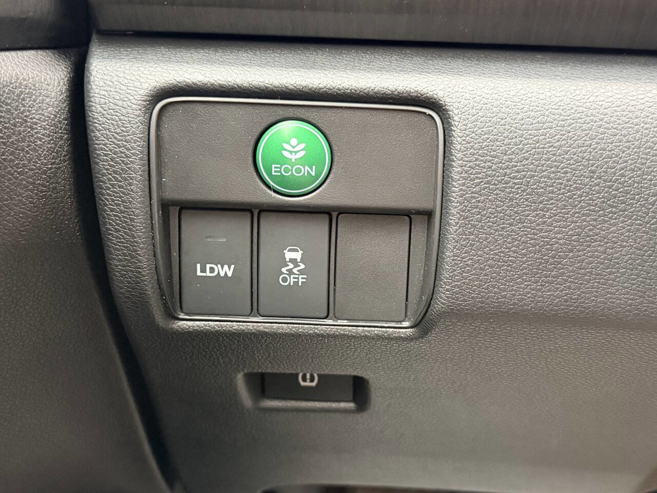 Used 2013 Honda Accord EX-L image 40