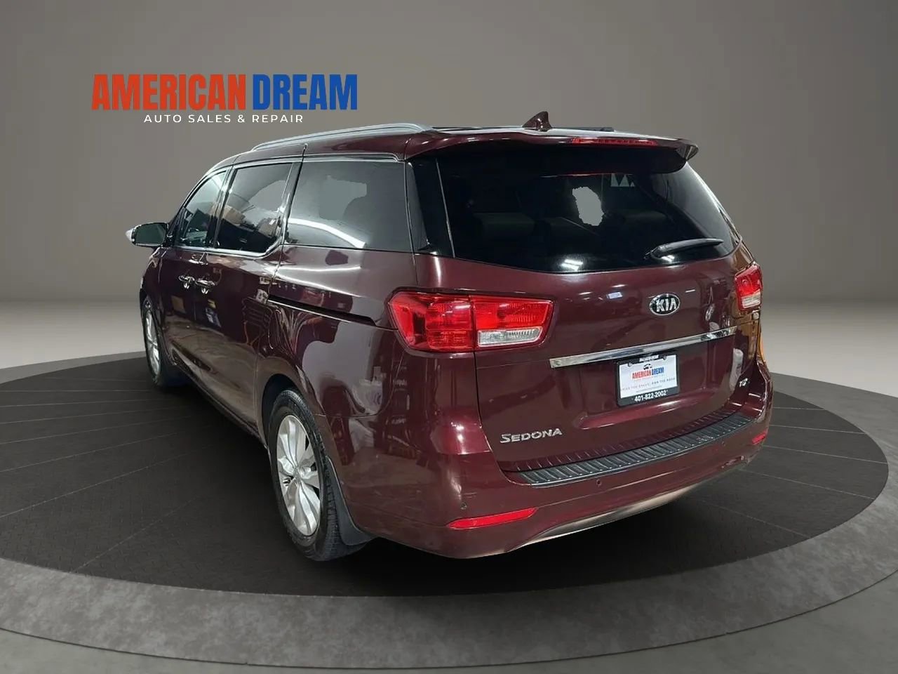 Used 2018 Kia Sedona EX image 3