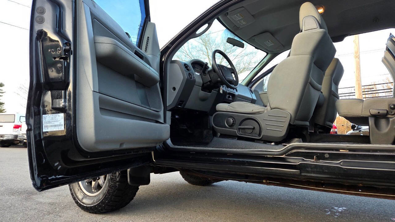 Used 2007 Ford F150 STX image 23