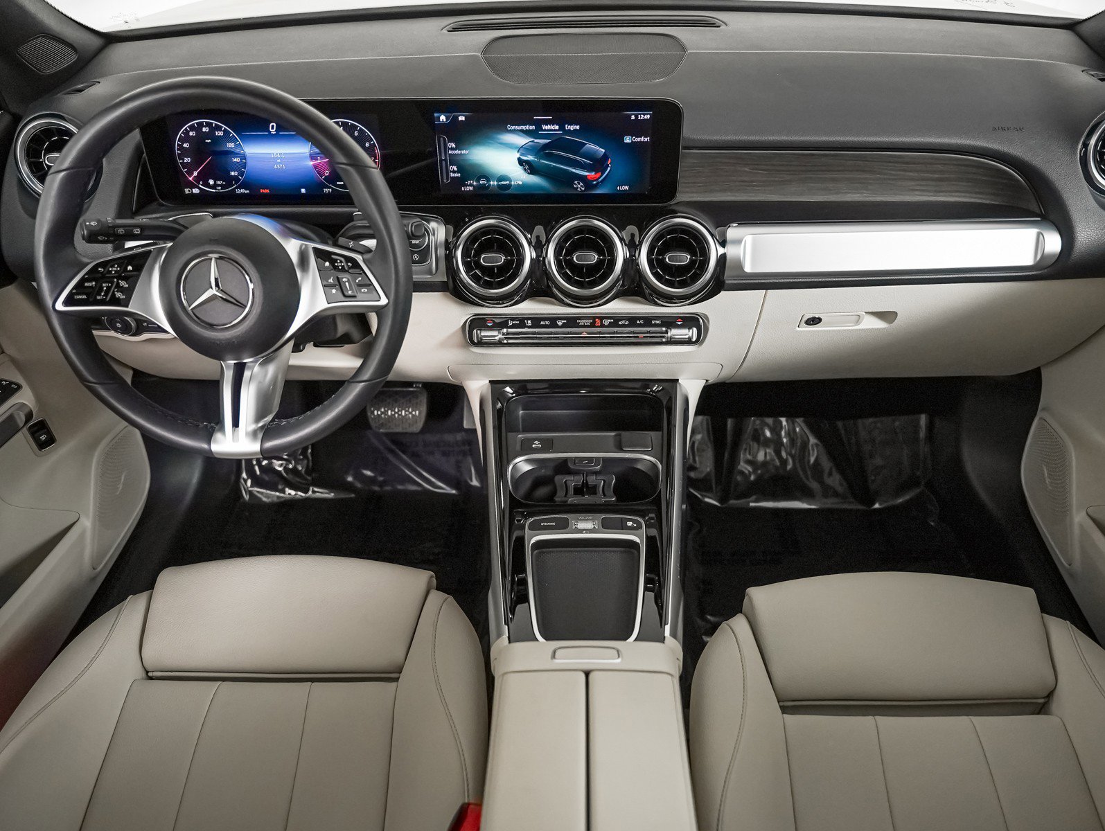 Certified 2026 Mercedes-Benz GLB 250 image 13