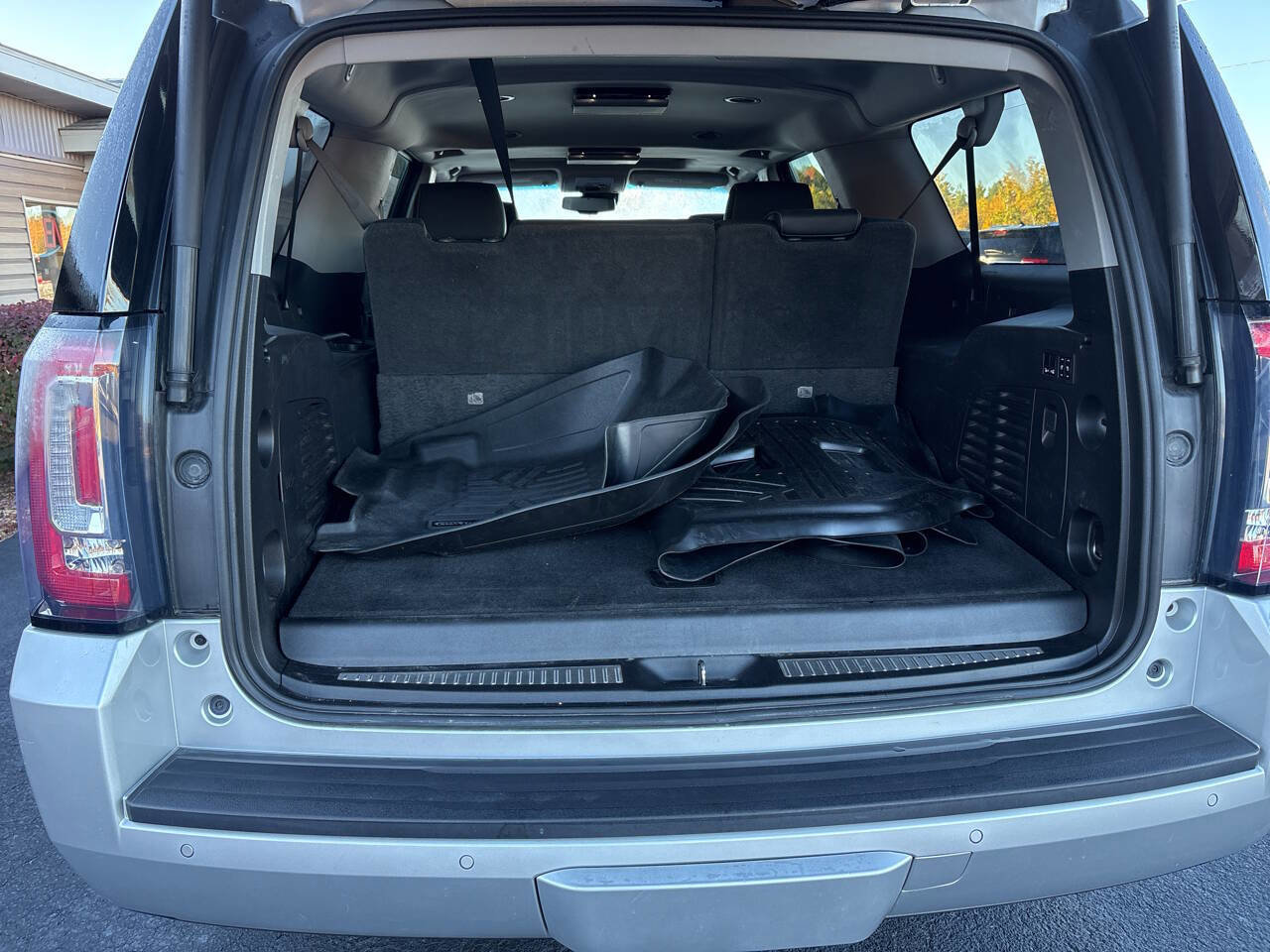 Used 2018 GMC Yukon XL SLT w/ Open Road Package image 10