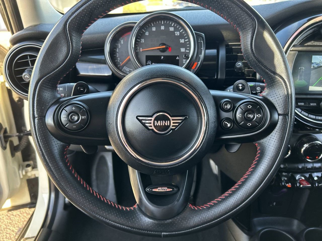 Used 2019 MINI Cooper S w/ Signature Upholstery Package image 20
