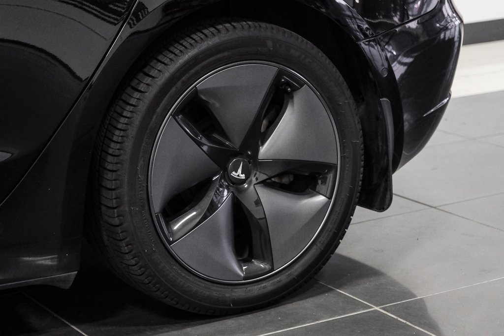 Used 2018 Tesla Model 3 Long Range image 61