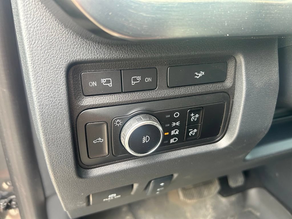 Used 2024 Ford F250 Lariat w/ Chrome Package AWD/4WD image 20