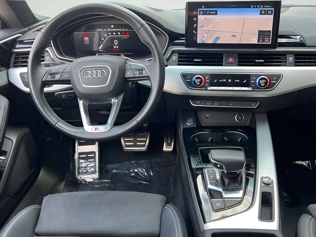 Used 2022 Audi A5 2.0T Premium Plus w/ Premium Plus AWD/4WD image 9
