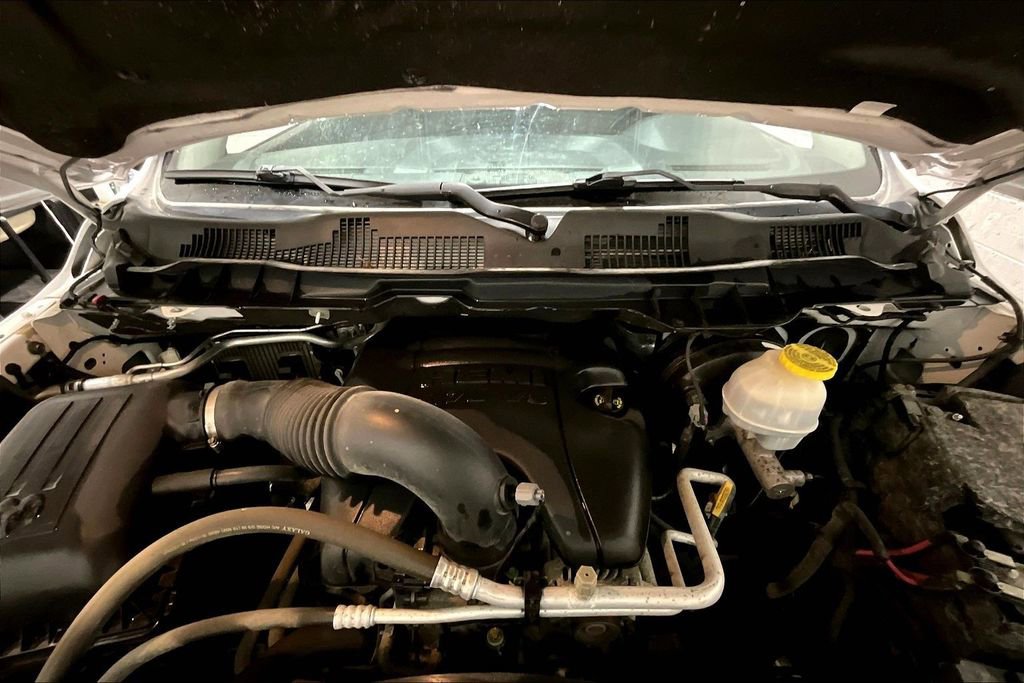 Used 2017 RAM 1500 Laramie image 29