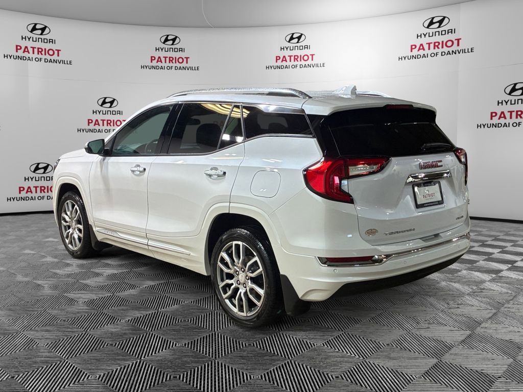 Used 2024 GMC Terrain Denali w/ Denali Premium Package AWD/4WD image 21
