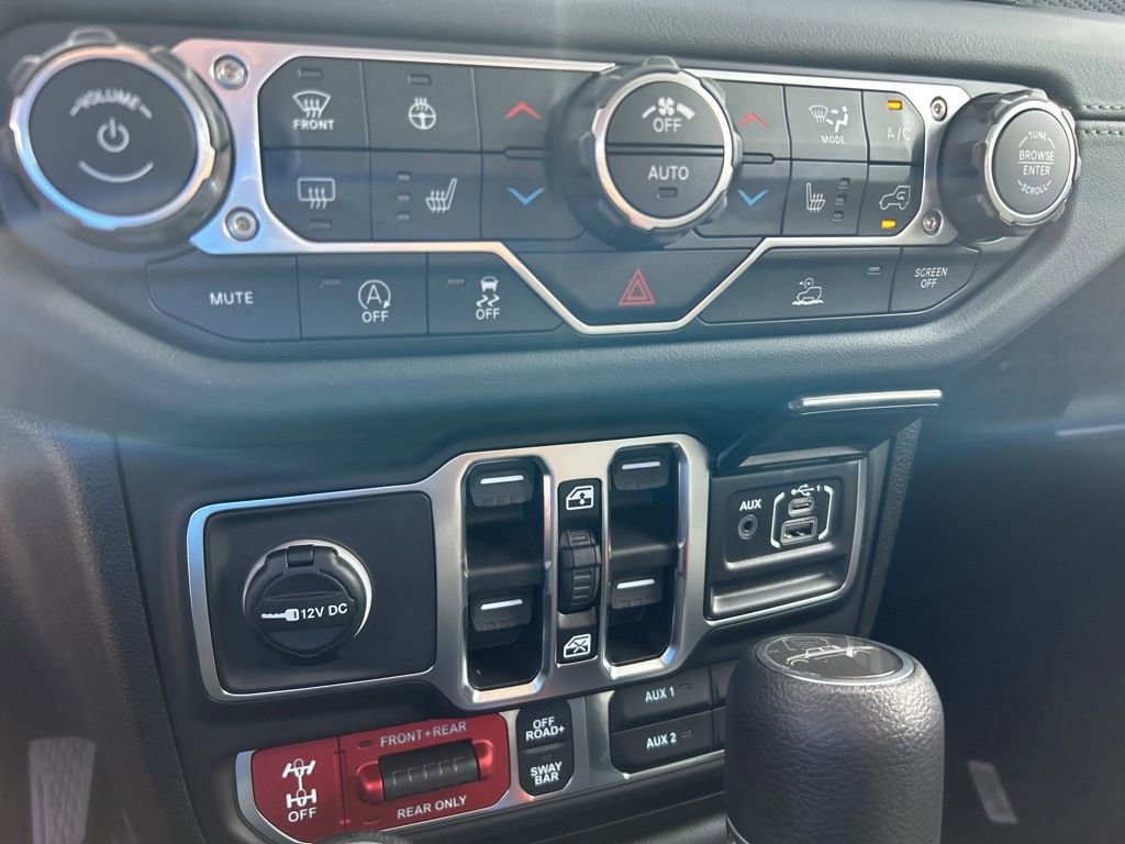 New 2026 Jeep Gladiator Rubicon w/ Steel Power Dome Hood Package image 39