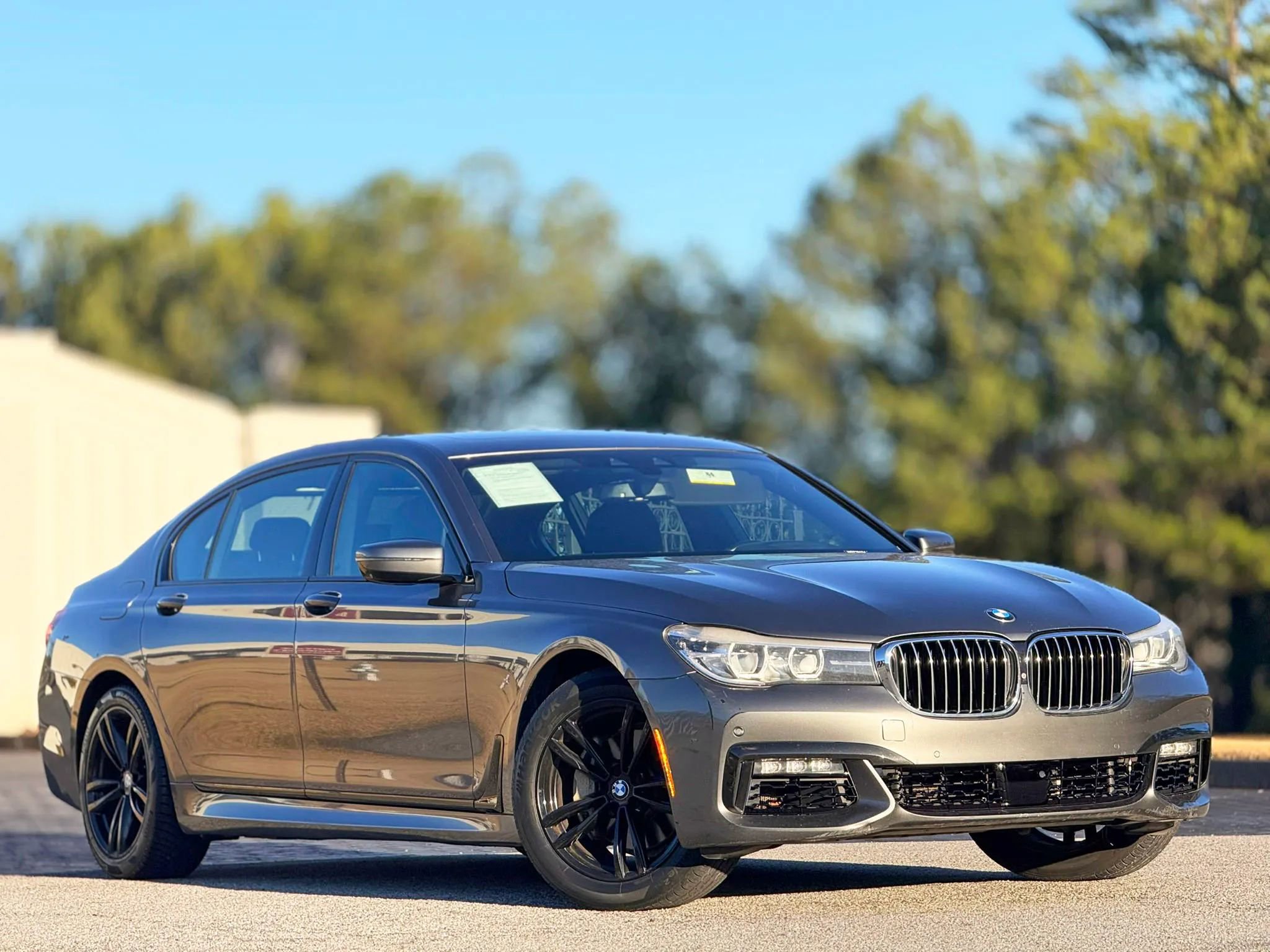 Used 2017 BMW 740i RWD image 4