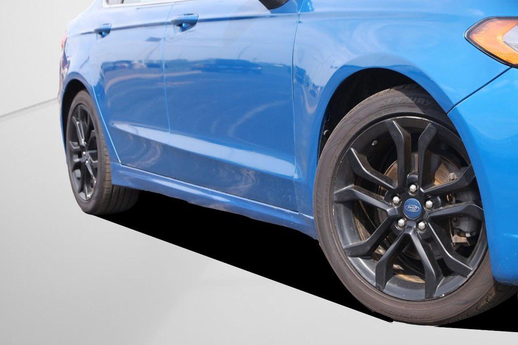 Used 2019 Ford Fusion SE w/ Equipment Group 151A image 3