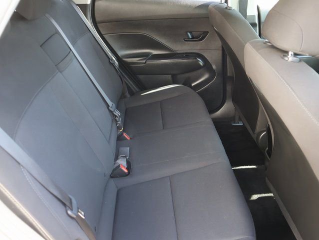 Used 2025 Hyundai Kona SEL image 14