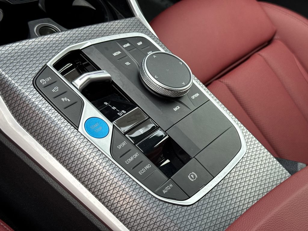 Used 2025 BMW i4 eDrive40 w/ Premium Package image 52
