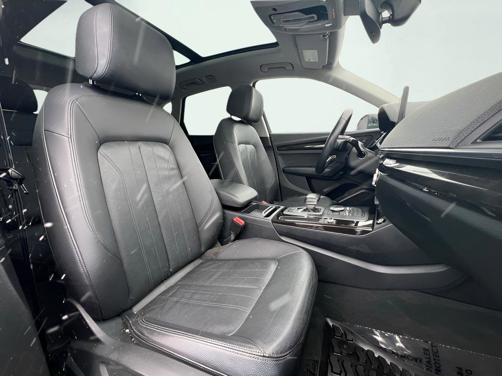 Used 2019 Audi Q5 2.0T Premium w/ Convenience Package image 24