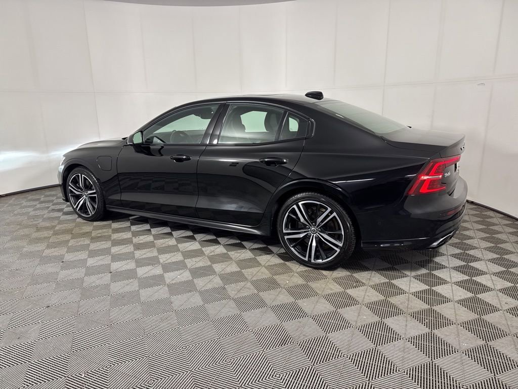 Used 2021 Volvo S60 T8 R-Design AWD/4WD image 3
